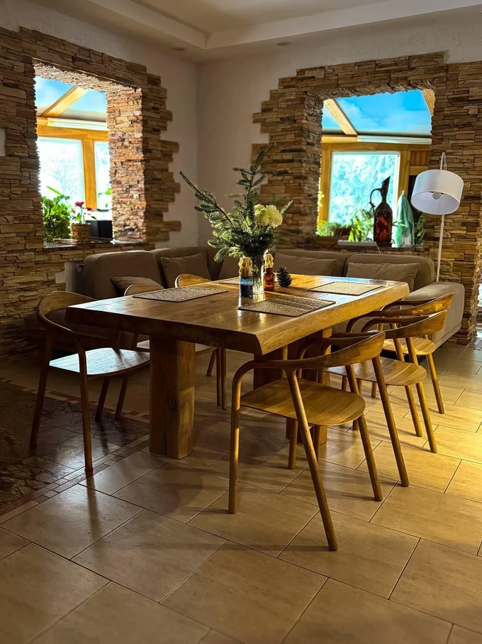 Стол и комплект стульев по фиксированной цене