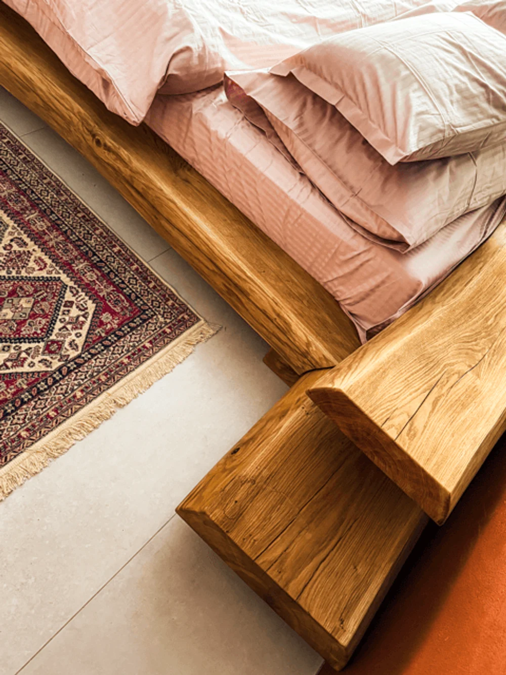 Мебель с живым краем